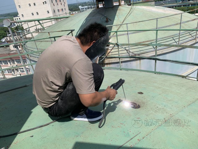 水泥中专库料位计